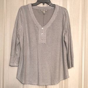 Dana Buchman. Blouse